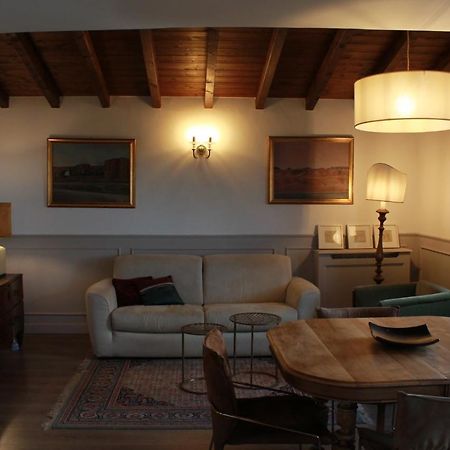 Agriturismo Castello Santa Margherita Cori Luaran gambar