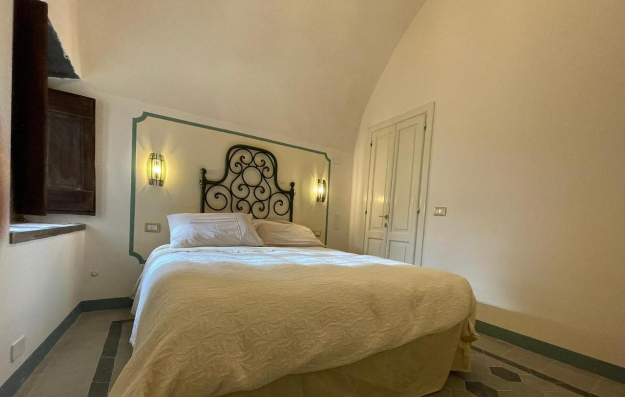 Agriturismo Castello Santa Margherita Cori Luaran gambar