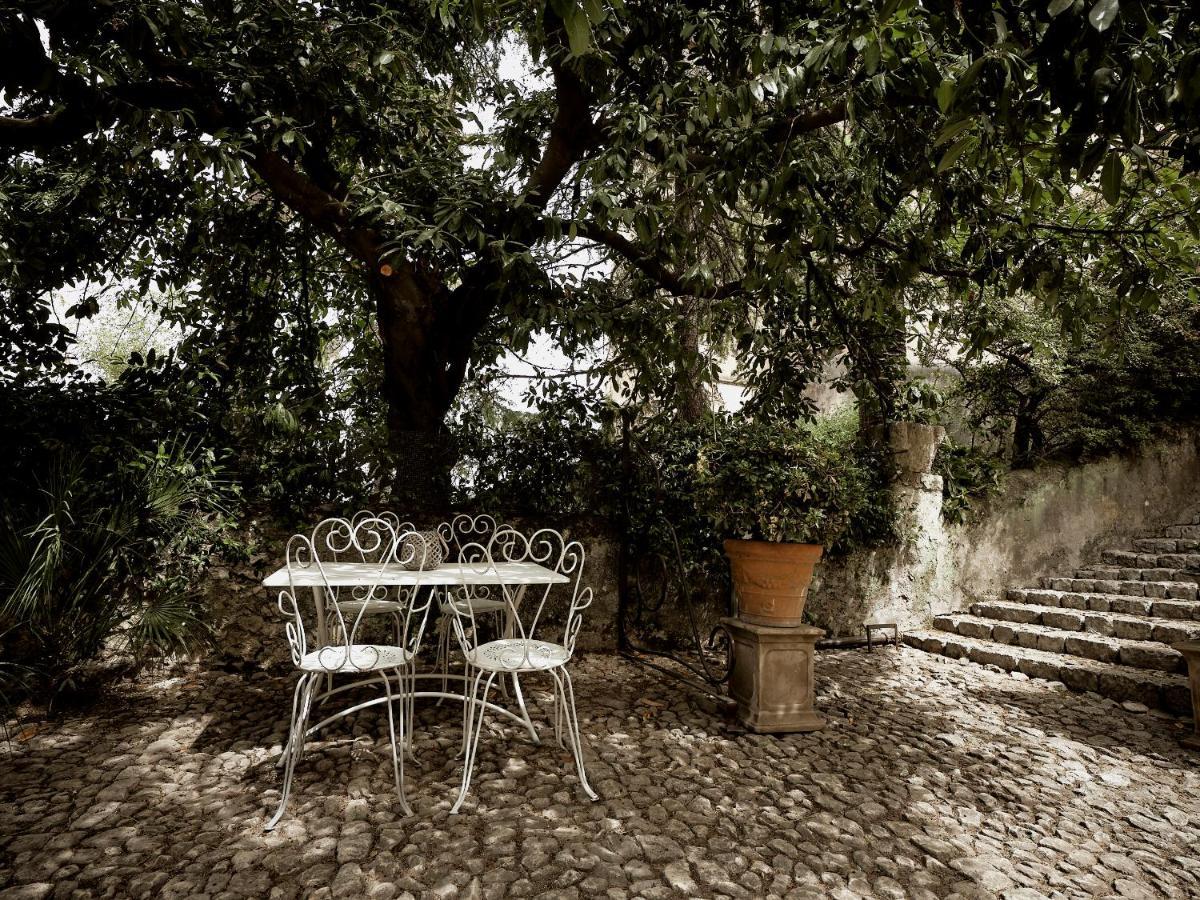 Agriturismo Castello Santa Margherita Cori Luaran gambar