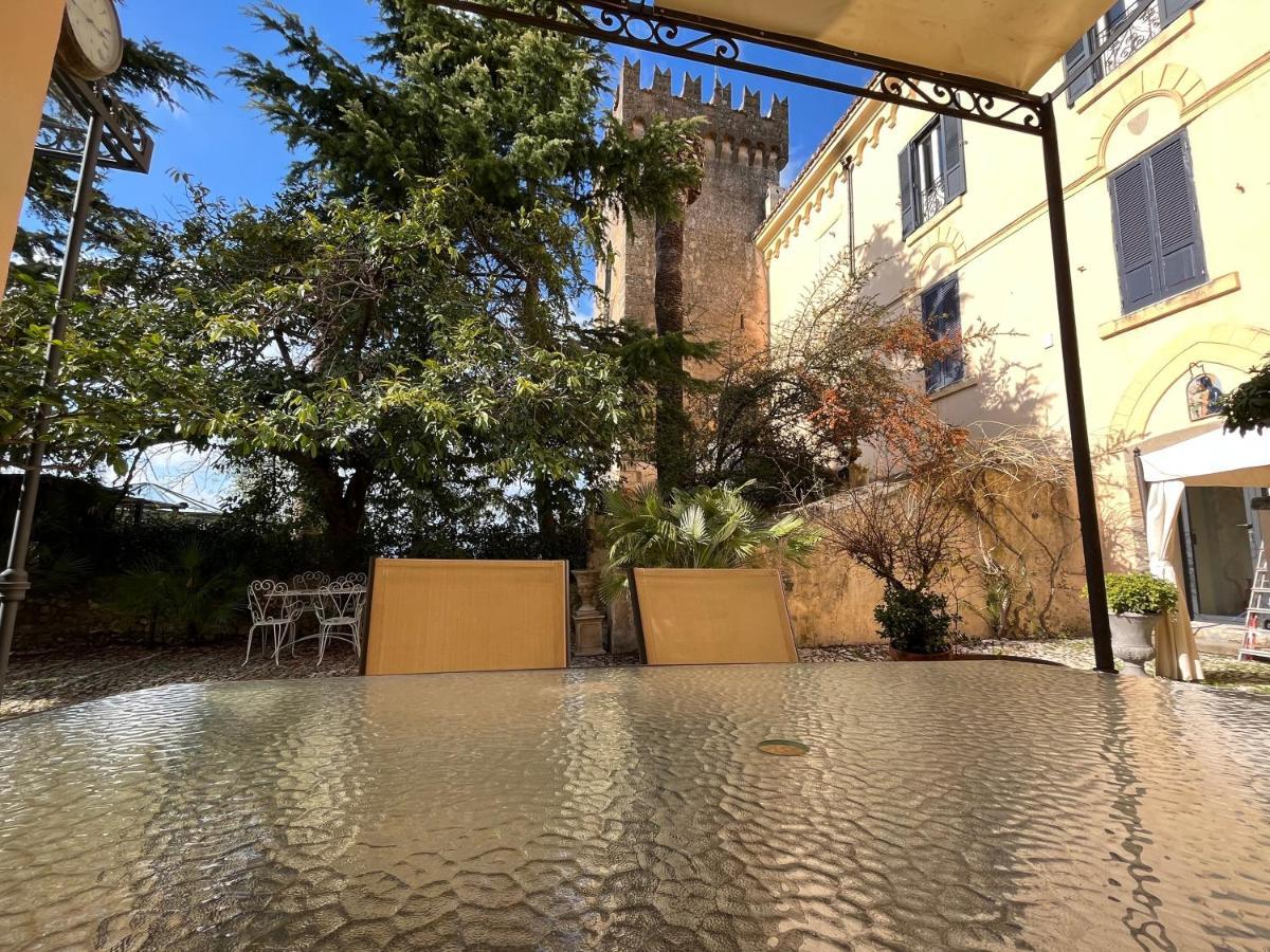 Agriturismo Castello Santa Margherita Cori Luaran gambar