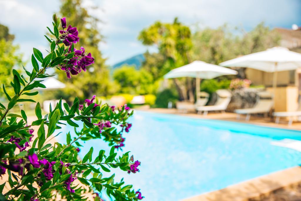 Agriturismo Castello Santa Margherita Cori Luaran gambar